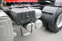 陕汽商用车 轩德X3 轻量化版 440马力 6X4牵引车(SX4250X3L)