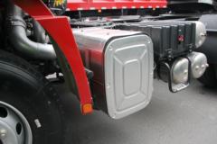 陕汽商用车 轩德X3 轻量化版 440马力 6X4牵引车(SX4250X3L)