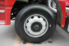 陕汽商用车 轩德X3 轻量化版 440马力 6X4牵引车(SX4250X3L)