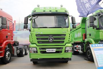 陕汽商用车 轩德X3 轻量化版 375马力 6X4 LNG牵引车(SX4250X3LN)