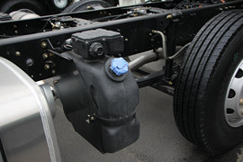 轩德X3&nbsp;载货车底盘                                                图片