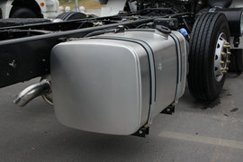 轩德X3&nbsp;载货车底盘                                                图片