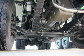 轩德X3&nbsp;自卸车底盘                                                图片