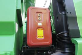 轩德X3&nbsp;自卸车底盘                                                图片