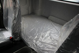 轩德X3&nbsp;载货车驾驶室                                               图片