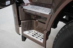 陕汽商用车 轩德X6中卡 240马力 6X2 7.8米栏板载货车底盘(SX1255GP5)