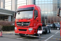 北奔V3MT 牵引车
