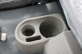 轩德X3&nbsp;自卸车驾驶室                                               图片