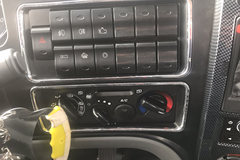 唐骏欧铃 K7系列 129马力 4.05米自卸车(ZB3040UDD6V)