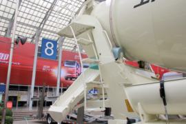 一汽解放底盘&nbsp;混凝土搅拌车上装                                                图片