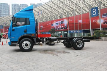 ��� ��VH�п� 160���� 4X2 5.4���Ű��դʽ�ػ���(CA5165CCYP40K2L3E5A85)ͼƬ