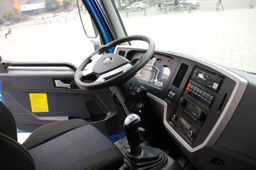 ��� ��VH�п� 160���� 4X2 5.4���Ű��դʽ�ػ���(CA5165CCYP40K2L3E5A85)ͼƬ