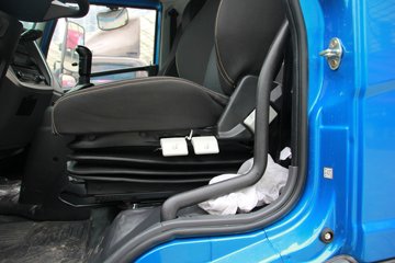 ��� ��VH�п� 160���� 4X2 5.4���Ű��դʽ�ػ���(CA5165CCYP40K2L3E5A85)ͼƬ