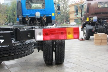 ��� ��VH�п� 160���� 4X2 5.4���Ű��դʽ�ػ���(CA5165CCYP40K2L3E5A85)ͼƬ