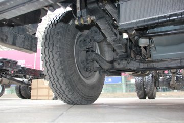 ��� ��VH�п� 160���� 4X2 5.4���Ű��դʽ�ػ���(CA5165CCYP40K2L3E5A85)ͼƬ