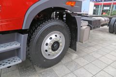 青岛解放 龙VH中卡 南方版 220马力 4X2 6.75米栏板载货车(CA1189PK2L2E5A80)