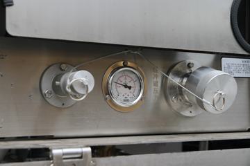 �ൺ��� JH6�ؿ� 430���� 6X4 LNGǣ����(CA4250P25K27T1E5M)ͼƬ