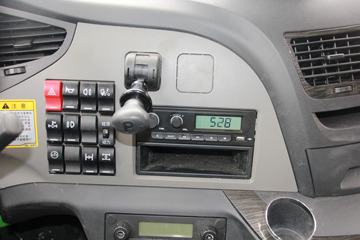 һ J6Pؿ 390 8X4 6.5ж(CA3310P66K24L2T4AE5)ͼƬ