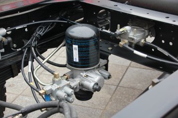  J6F 140 CNGػͼƬ