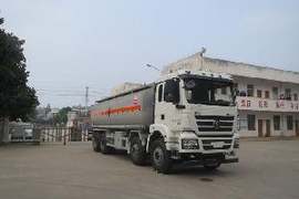 陕汽重卡底盘&nbsp;油罐车外观图片