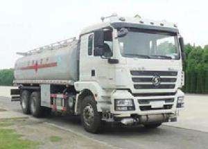 陕汽重卡 德龙新M3000 245马力 6X4 铝合金运油车(程力威牌)(CLW5250GYYLS5)