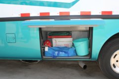 东风超龙 115马力 厢式货车