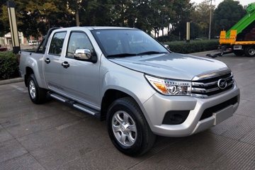 ����V7 2018�� ������ 2.0L���� 147���� ���� ����˫��Ƥ��(4GA3-3D)ͼƬ