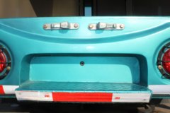 东风超龙 115马力 厢式货车