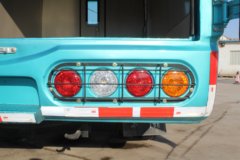 东风超龙 115马力 厢式货车