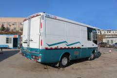 东风超龙 115马力 厢式货车