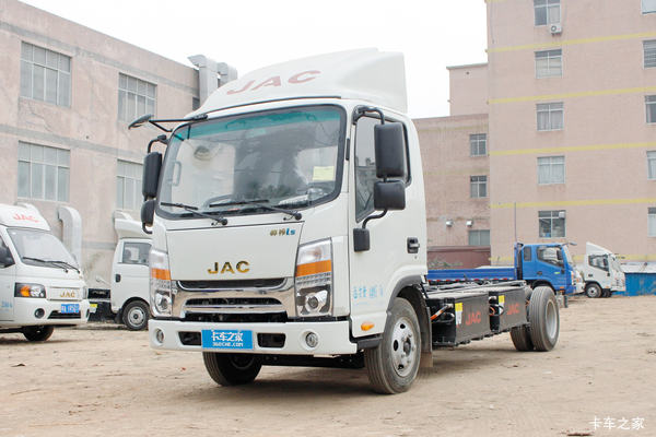 江淮 帅铃i5 4.5T 4.13米单排纯电动厢式轻卡83kWh