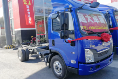 东风柳汽 乘龙L2 115马力 4.165米单排厢式轻卡(LZ5040XXYL2AB)