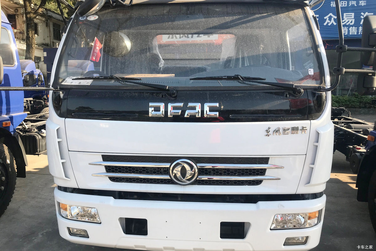 ���� ������D7 130���� 4X2 ���ϳ�(��������)(CLW5082TQZD5)���