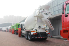 中国重汽 HOWO T5G 法规版 340马力 8X4 7.99方混凝土搅拌车(ZZ5317GJBN306GE1)