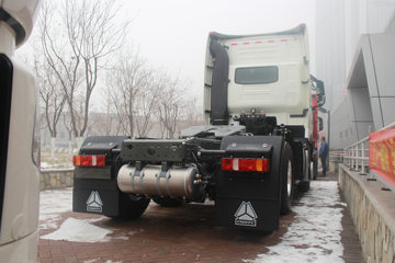 �й����� HOWO T7H�ؿ� ���а� 540���� 6X4ǣ����(ZZ4257W344HE1X)ͼƬ