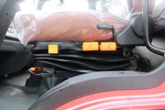 中国重汽HOWO G5X 180马力 4X2 LNG载货车底盘(ZZ1167G451DE1L)