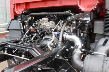 �й�����HOWO G5X 180���� 4X2 LNG�ػ�������ͼƬ