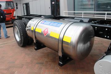 �й�����HOWO G5X 180���� 4X2 LNG�ػ�������ͼƬ