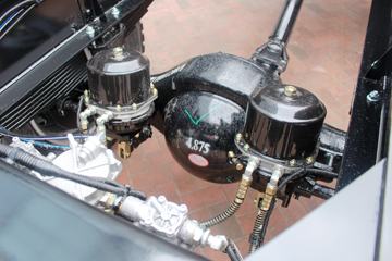 �й�����HOWO G5X 180���� 4X2 LNG�ػ�������ͼƬ