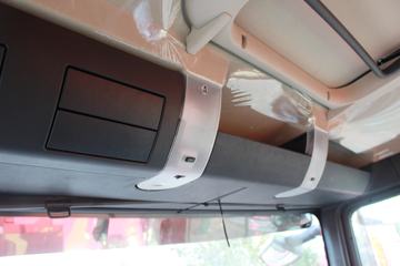 �й����� �ǵ¿�SITRAK G7H�ؿ� ɽ���� 400���� 8X4 ��ж��(ZZ3316V356SE1)ͼƬ