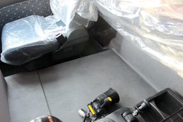 �й����� �ǵ¿�SITRAK G7H�ؿ� ɽ���� 400���� 8X4 ��ж��(ZZ3316V356SE1)ͼƬ