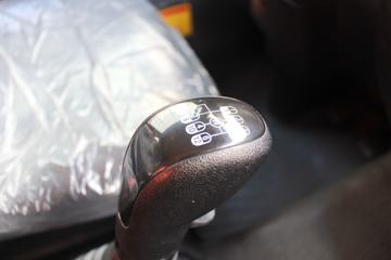 �й����� �ǵ¿�SITRAK G7H�ؿ� ɽ���� 400���� 8X4 ��ж��(ZZ3316V356SE1)ͼƬ