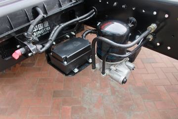 �й�����HOWO G5X 180���� 4X2 LNG�ػ�������ͼƬ