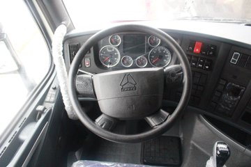 �й����� HOWO T7H�ؿ� ���а� 540���� 6X4ǣ����(ZZ4257W344HE1X)ͼƬ