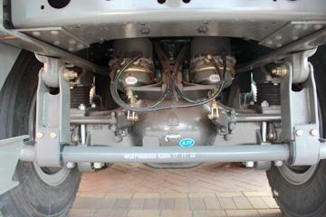 �й����� �ǵ¿�SITRAK G7H�ؿ� ɽ���� 400���� 8X4 ��ж��(ZZ3316V356SE1)ͼƬ