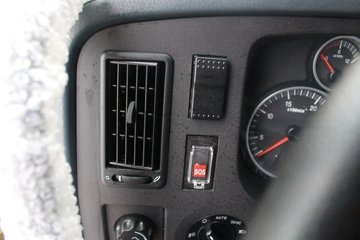 �й����� HOWO T7H�ؿ� ���а� 540���� 6X4ǣ����(ZZ4257W344HE1X)ͼƬ