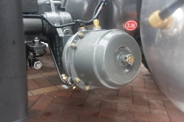 �й����� HOWO T7H�ؿ� ���а� 540���� 6X4ǣ����(ZZ4257W344HE1X)ͼƬ