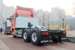 中国重汽 汕德卡SITRAK C7H重卡 430马力 6X4 LNG牵引车(ZZ4256V384HE1LB)