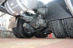 中国重汽 汕德卡SITRAK C7H重卡 430马力 6X4 LNG牵引车(ZZ4256V384HE1LB)