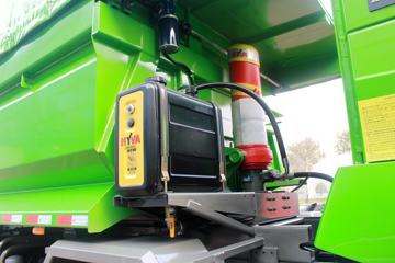 �й�����HOWO T6G 380���� 8X4 ������ж��(ZZ3317N306WE1)ͼƬ